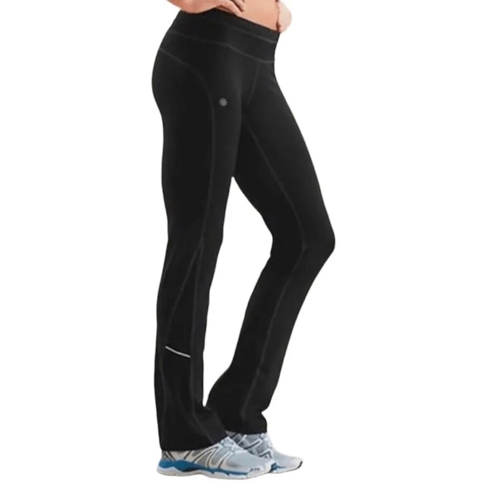 Athleta Women’s Runabout Mini Flare Pants Black Size Small